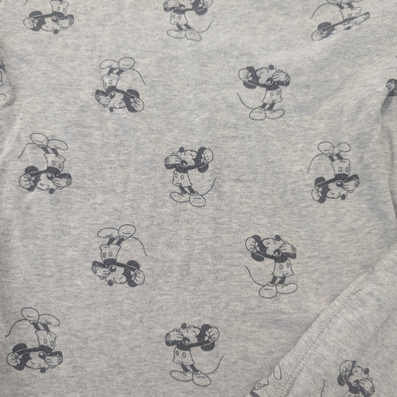 GAP Kids x Disney Mickey Mouse Pajamas - Picture 2 of 3